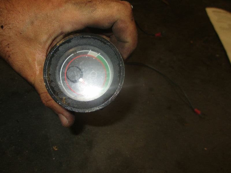 Outboard water temperature gauge