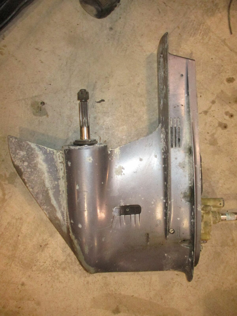 Yamaha OX66 250hp outboard COUNTER lower unit with 25" shaft PARTS ONLY