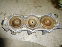 Load image into Gallery viewer, 2002 yamaha HPDI 200hp outboard strbd cylinder head 68f-11111-00-94
