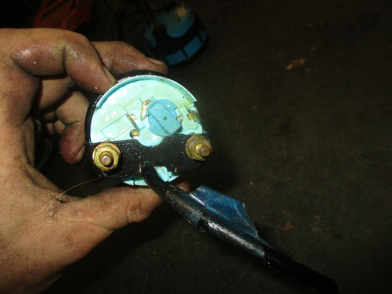 Suzuki outboard analog pressure gauge