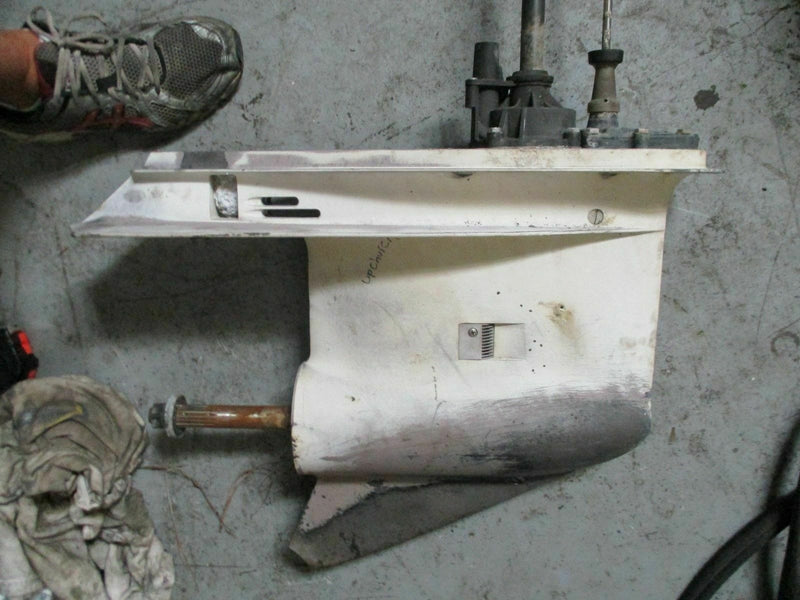 Johnson outboard 200 225 hp 25" lower unit FOR PARTS