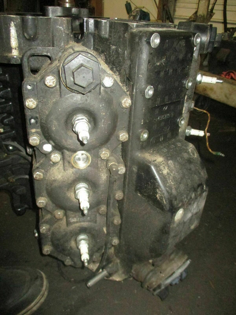 Evinrude Ocean Pro 150hp outboard crankcase powerhead