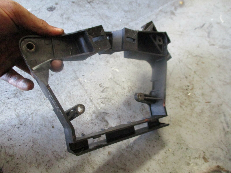 Johnson 200hp Oceanrunner outboard mounting bracket 584975