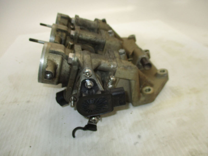Yamaha F200 200hp V6 4 stroke outboard starboard intake manifold
