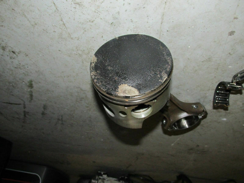 Johnson outboard 225hp Venom 2-stroke J225STLERK starboard piston and rod 329876