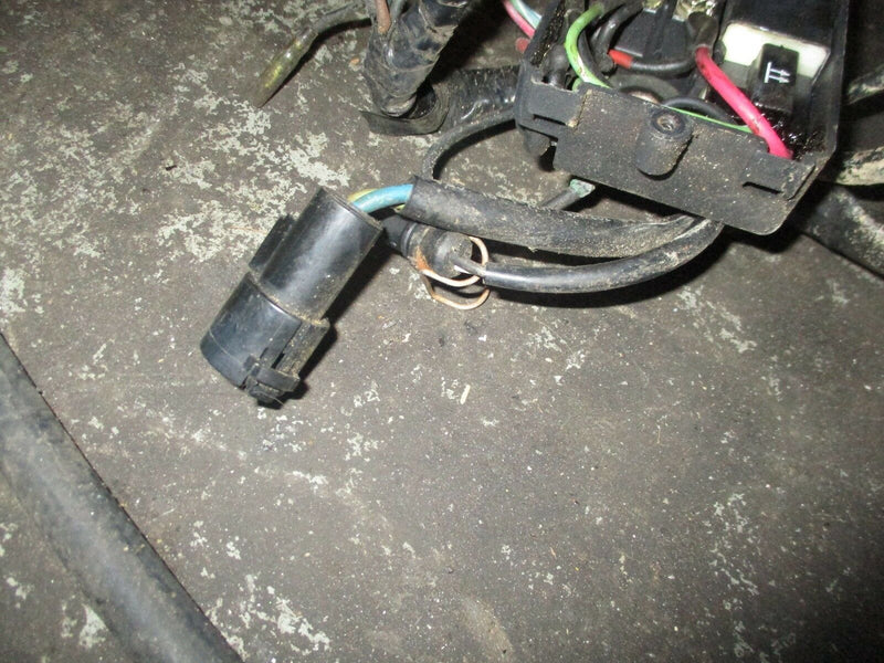 1992 Johnson 200hp 2-stroke comp engine wiring harness/tilt trim relays