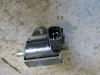 Load image into Gallery viewer, 2002 Yamaha outboard Z200TXRA 2 stroke 200hp oil solenoid 68F-13100-00-00
