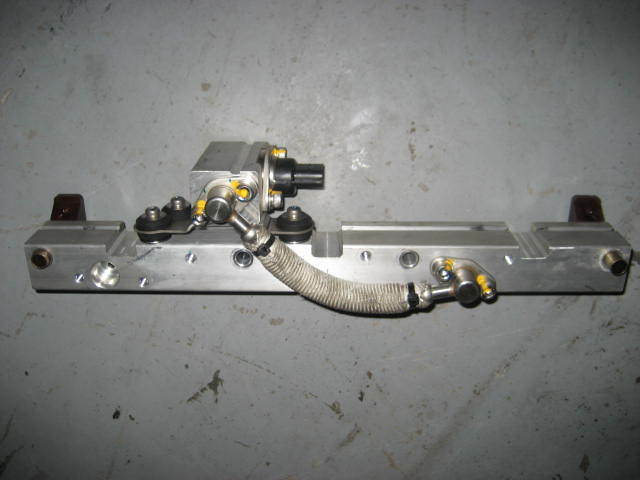 YAMAHA outboard VMAX HPDI 250 hp 2005 Fuel Pipe Delivery Rails 60V-13161-00-00
