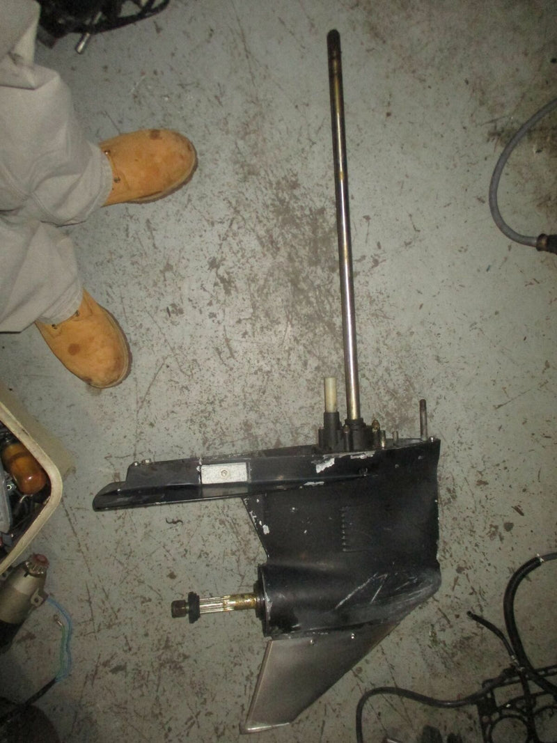 Mercury 150hp 2 stroke outboard lower unit with 25" shaft