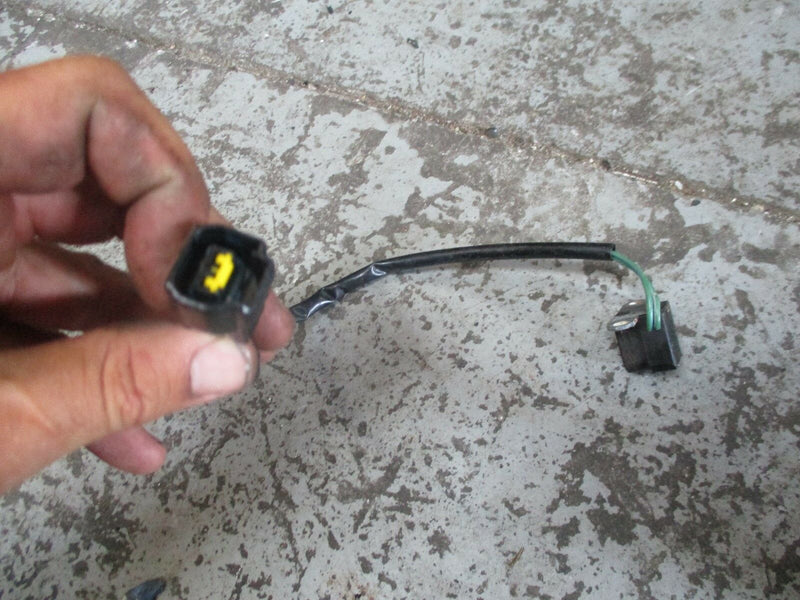 2003 yamaha VMAX OX66 150hp fuel injection outboard Ignition timing coil