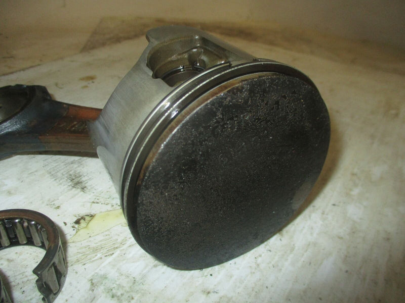 Yamaha 115hp 2 stroke outboard starboard piston and rod (6L1-01)
