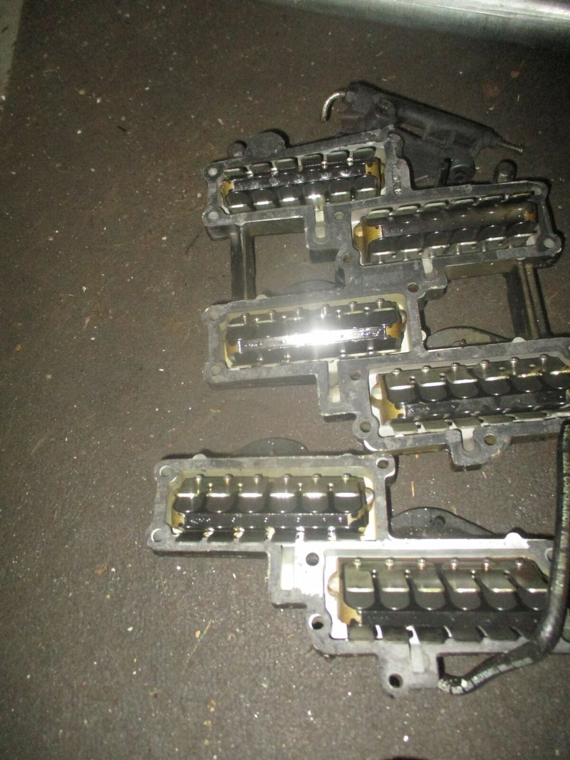 Johnson Ocean Pro 200hp outboard intake manifold with reeds (341520)