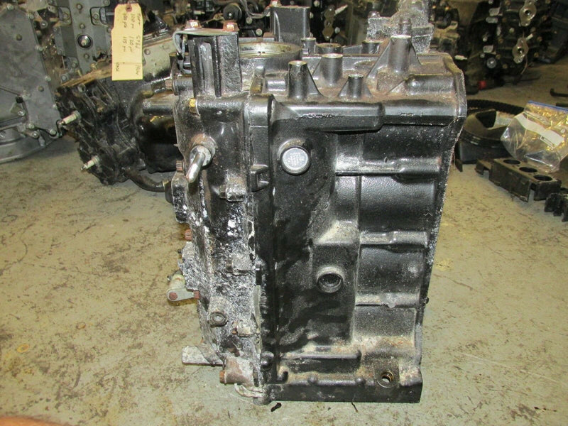 2002 Suzuki outboard DF70 4 stroke 07001F-251942 crankcase block 11300-99E05-019
