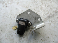 Load image into Gallery viewer, 2002 Yamaha 175hp HPDI Outboard pressure sensor 67h-82380
