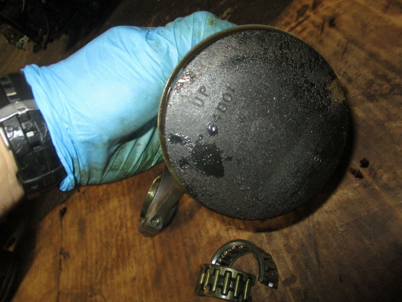 1997 Yamaha 200hp SWS II V6 outboard starboard piston 64D-11631-01-90