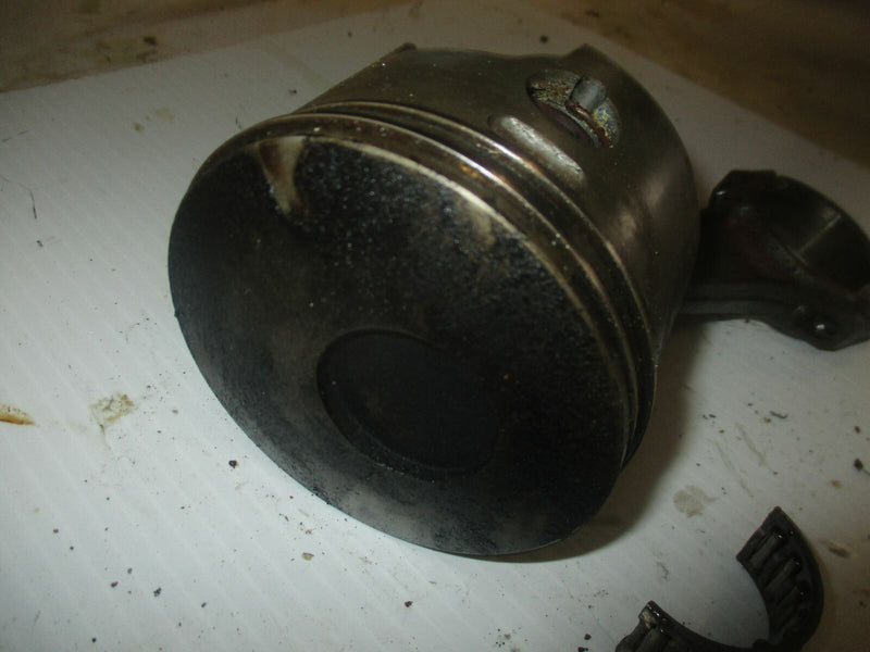 Johnson Ficht 150hp outboard starboard piston and rod