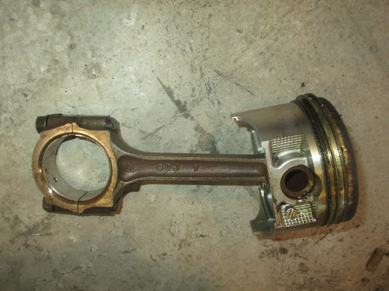 Suzuki DF90 90hp outboard piston and rod (12111-90J01)