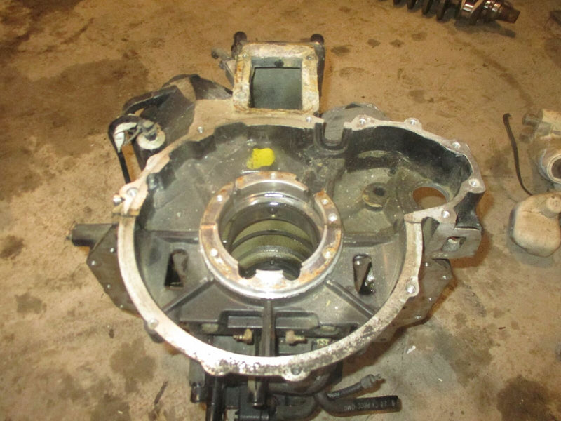 1998 Johnson Ficht 115hp 2-Stroke Outboard Crankcase Block 439546