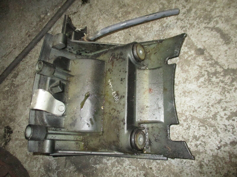 2003 Suzuki DF140 4-stroke outboard center front cover with latch