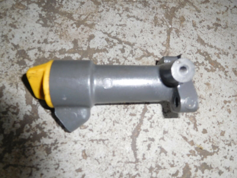 Yamaha 350 v8 4 stroke outboard Oil Filler Tube