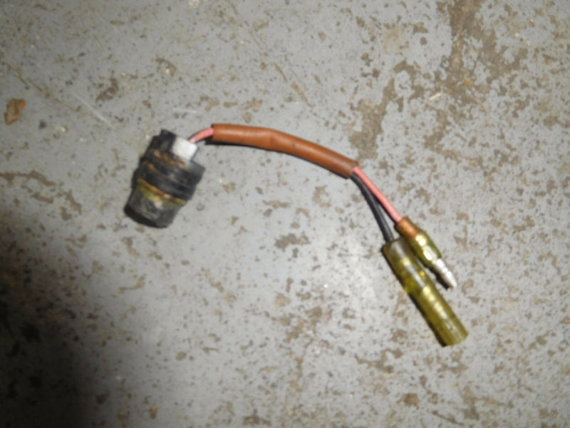 1993 Yamaha V4 130hp L130TXRR thermoswitch 688-82560-10-00