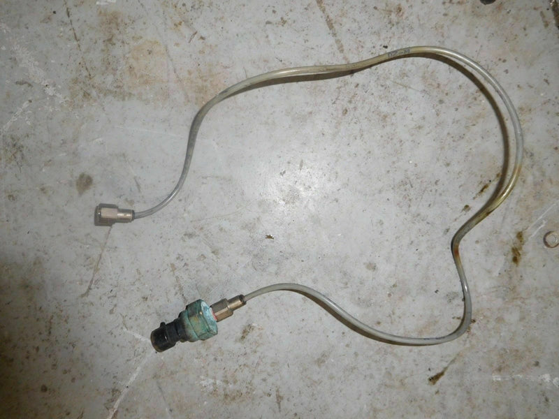 2006 Mercury Verado 275hp outboard pressure sensor 881879-12