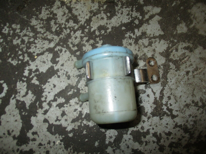 2005 Suzuki Outboard DF 140 hp 4-stroke fuel filter and bracket 15440-90j00