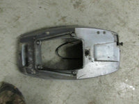 Load image into Gallery viewer, 1989 Yamaha outboard 25hp 2-stroke 25LF Bottom Cowling
