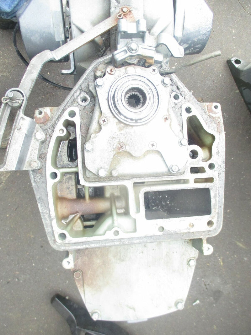Yamaha 100hp 4 stroke outboard 20" shaft midsection