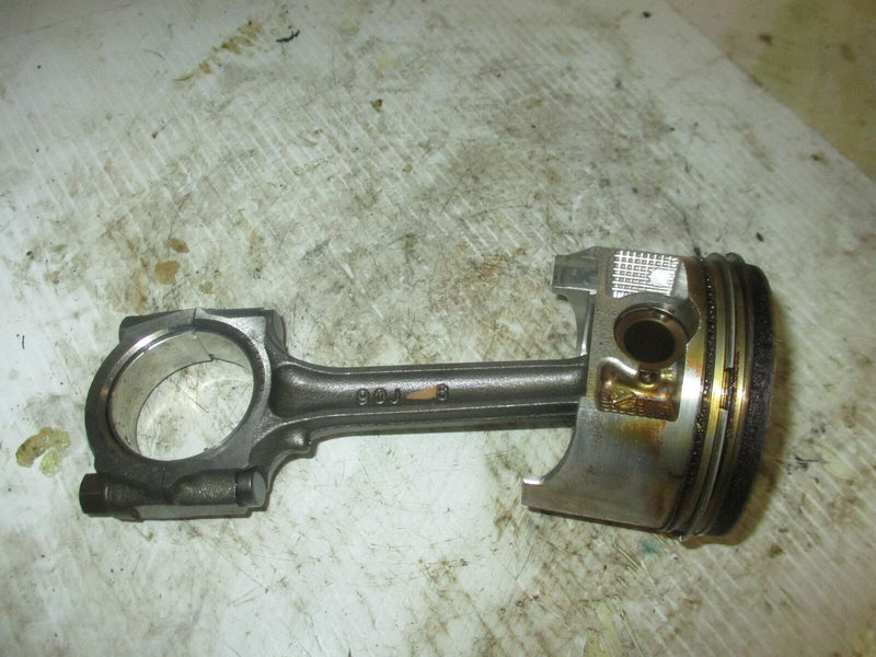 Suzuki DF115 115hp outboard piston and rod (12111-90J01)
