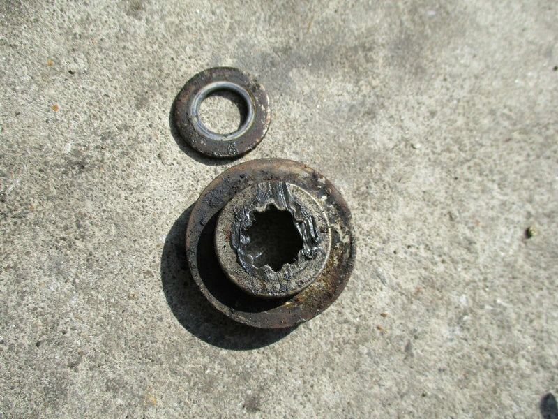 2004 Johnson/Suzuki 25hp 4 stroke outboard thrust washer set