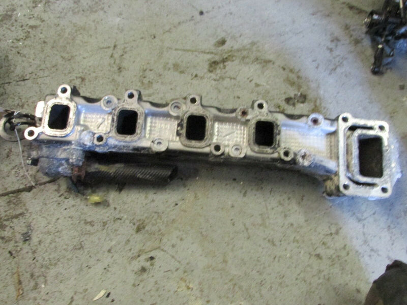 2002 Suzuki outboard DF70 4 stroke 07001F-251935 exhaust manifold 14110-99E02-01