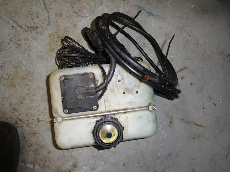 johnson/evinrude OMC Outboard Remote Oil tank with bracket