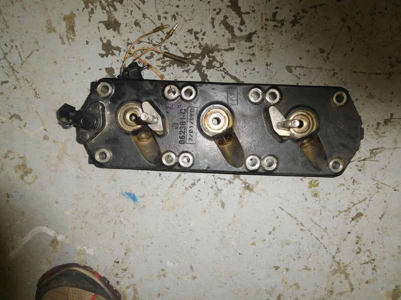 Mercury 150 hp outboard optimax cylinder head starboard 852381-c