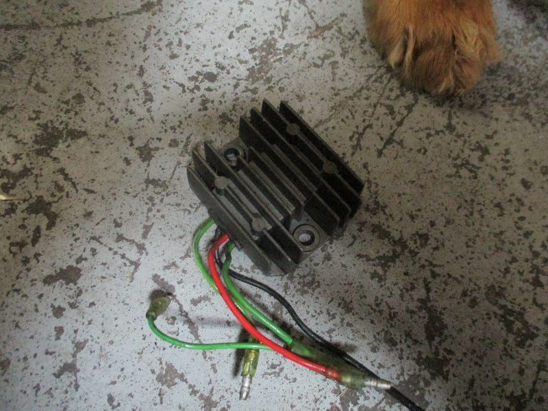 1996 Yamaha 90hp 2 stroke Presison blend outboard rectifier regulator 6h0-81960