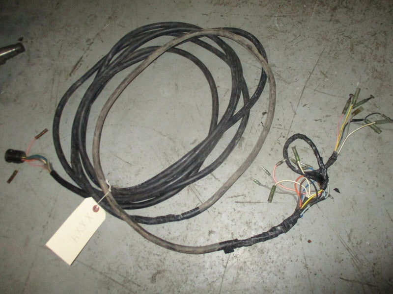 Suzuki outboard 25ft round black plug style rigging harness