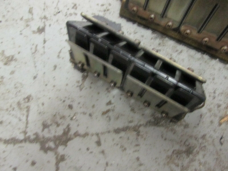 Suzuki DT225 225hp outboard reed valve (13150-92E30)