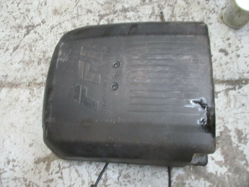 2000 Evinrude 175hp Ficht outboard Intake silencer 438284