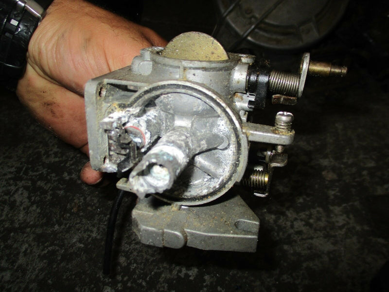 1993 Yamaha outboard 15hp 2 stroke carburetor 6e8-14301-05