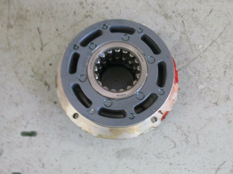 2000 Yamaha outboard Z200TXRY 2 stroke 200hp bearing carrier 68F-15163-00-94