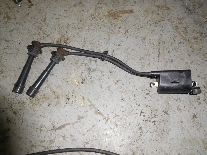 2002 Suzuki outboard DF90 4 stroke Ignition coil 33420-90j00 2-3