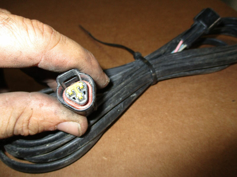 Suzuki outboard trim wire extension