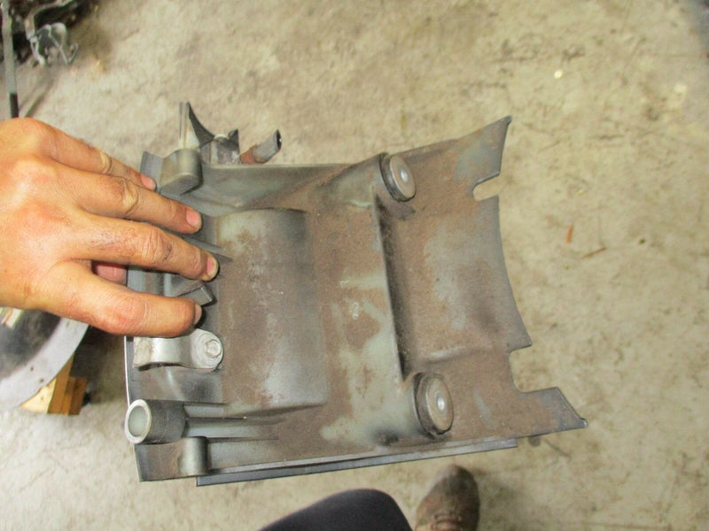 2005 Suzuki Outboard DF140 4 stroke Middle bottom cover