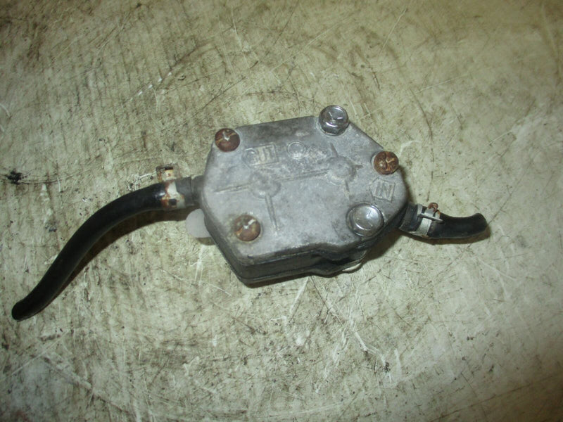 Suzuki DT25C 25hp outboard fuel pump (15100-94303)