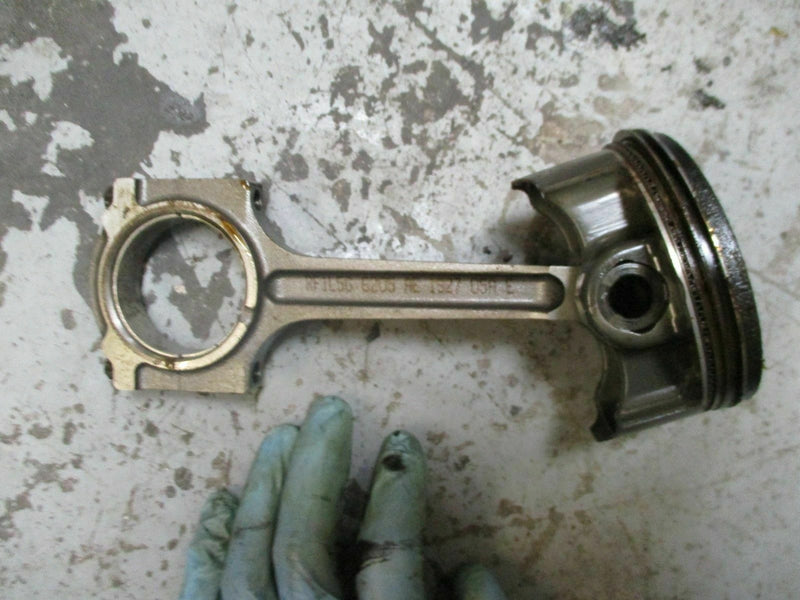 2008 Yamaha F300TXR 4 strok V8 Outboard Piston and Rod 6aw-w1164-01 6aw-w1164-00