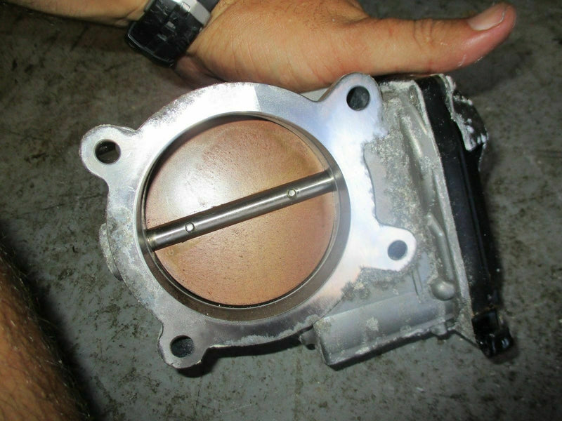 2008 Yamaha 350hp 4-stroke outboard throttle body 61A-13751-00