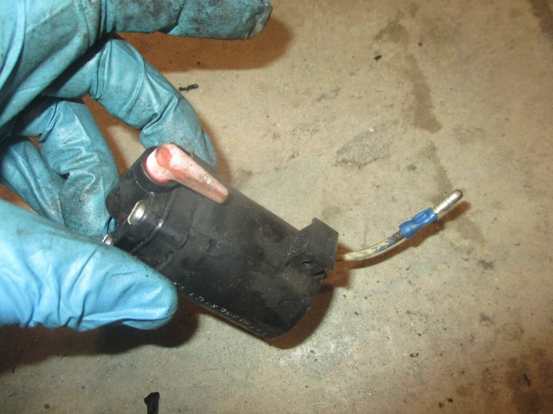 1994 Evinrude 90hp 2-Stroke Outboard Fuel Primer 397909