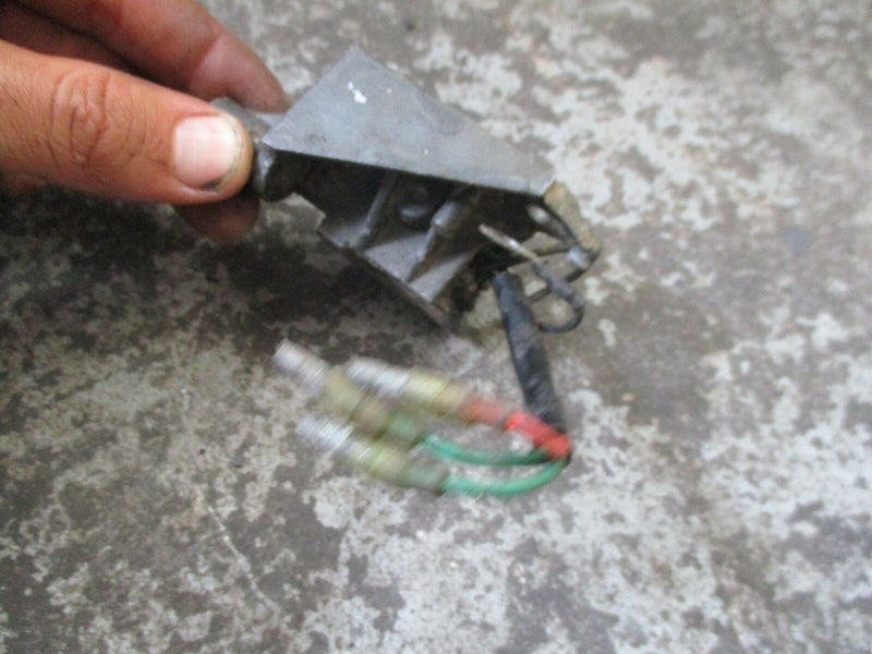 1993 Yamaha outboard 15 hp 2 stroke rectifier regulator