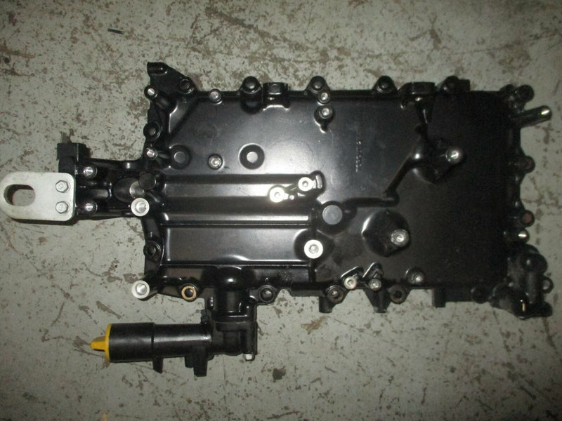 Mercury Yamaha 225hp 4 stroke outboard crankcase cover