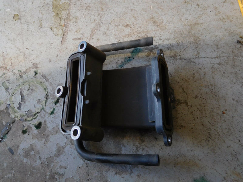 2006 yamaha VZ250TLR VMAX exhaust grommet 60v-12576-00-00